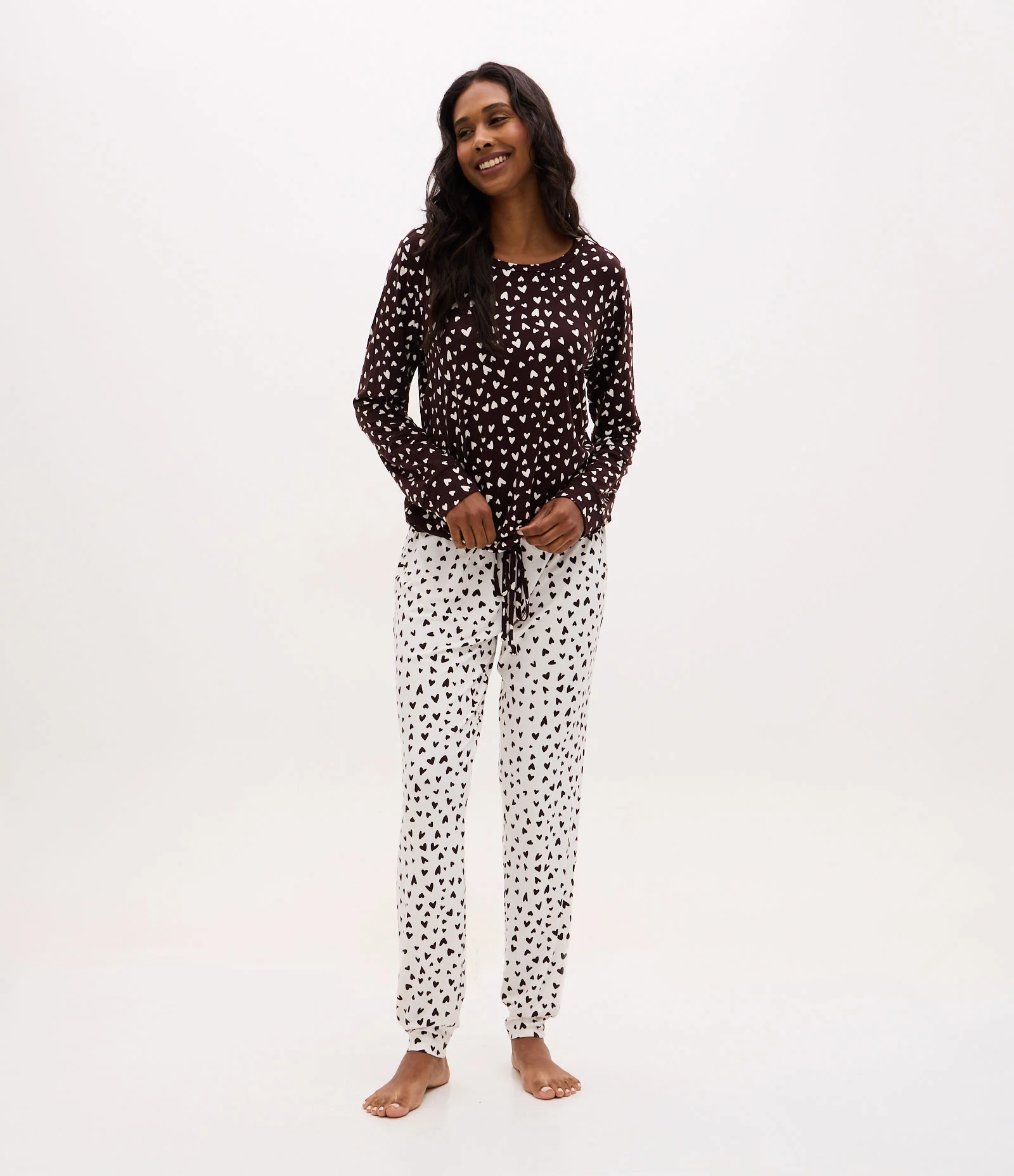 Pijama Longo Peach Touch com Estampa de Corações Multicores 1