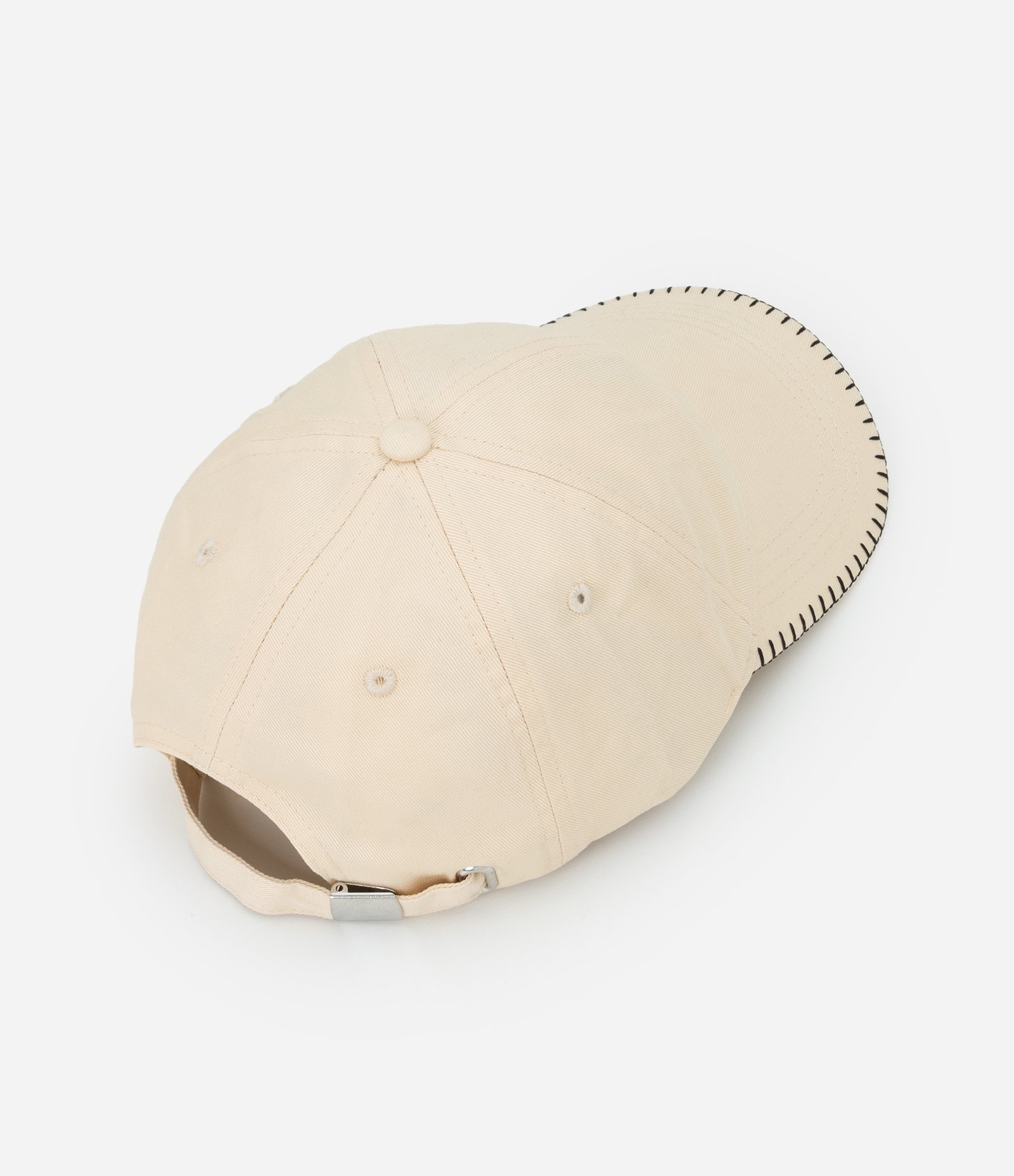 Boné Aba Curva com Bordado Frontal Less is More Bege 2