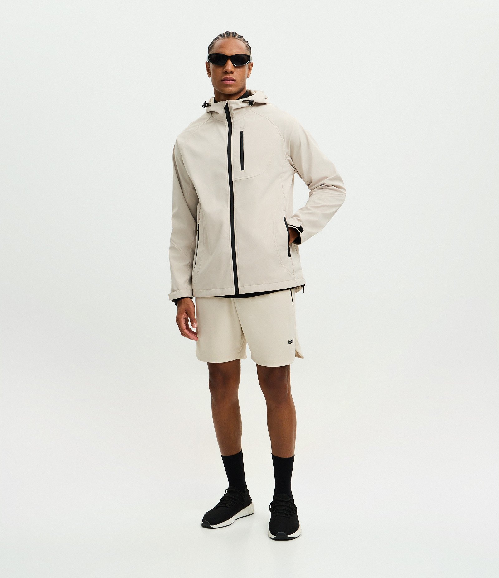 Jaqueta Esportiva Tecnológica Resistente à Água com Capuz Off White 2