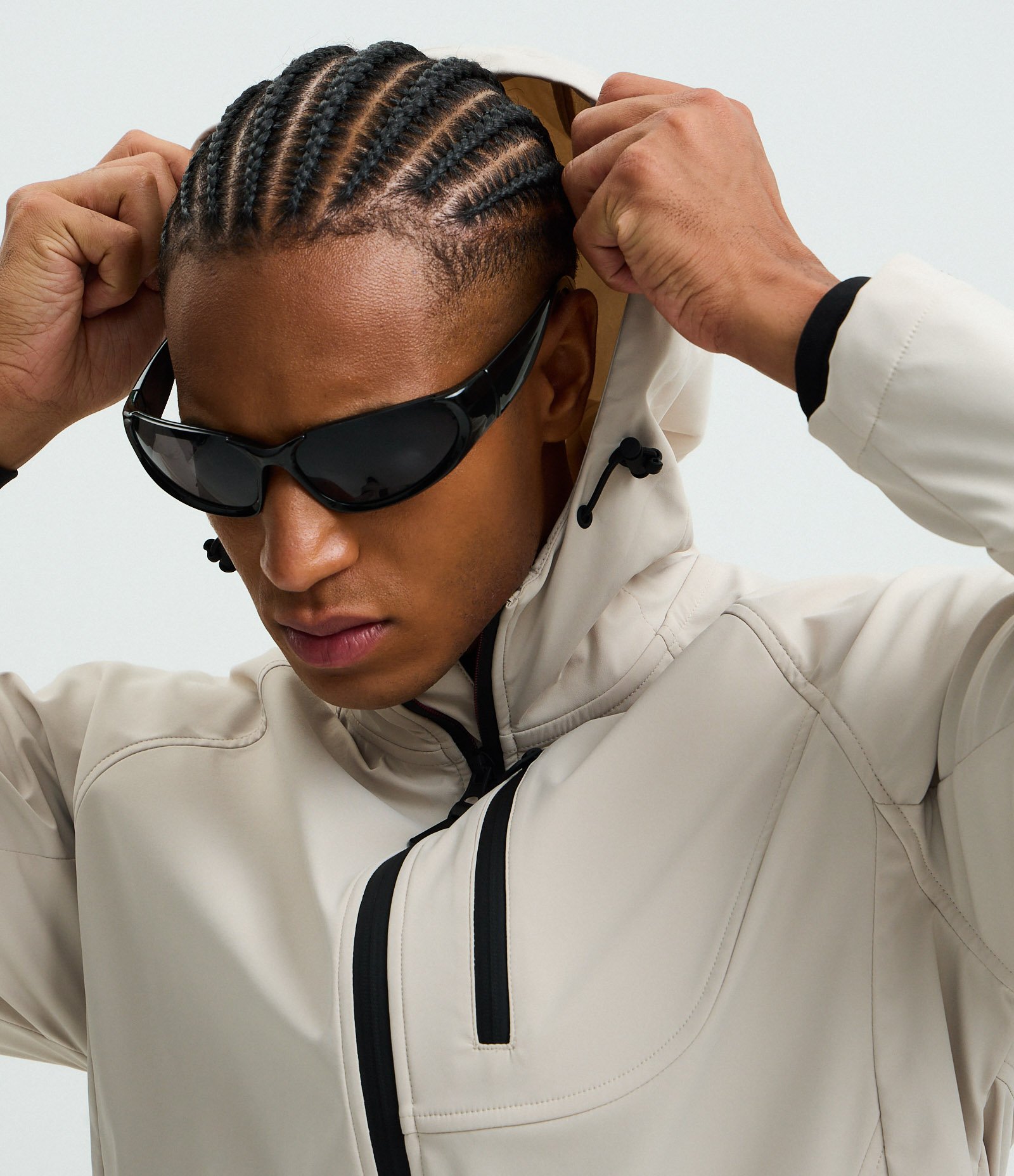 Jaqueta Esportiva Tecnológica Resistente à Água com Capuz Off White 3