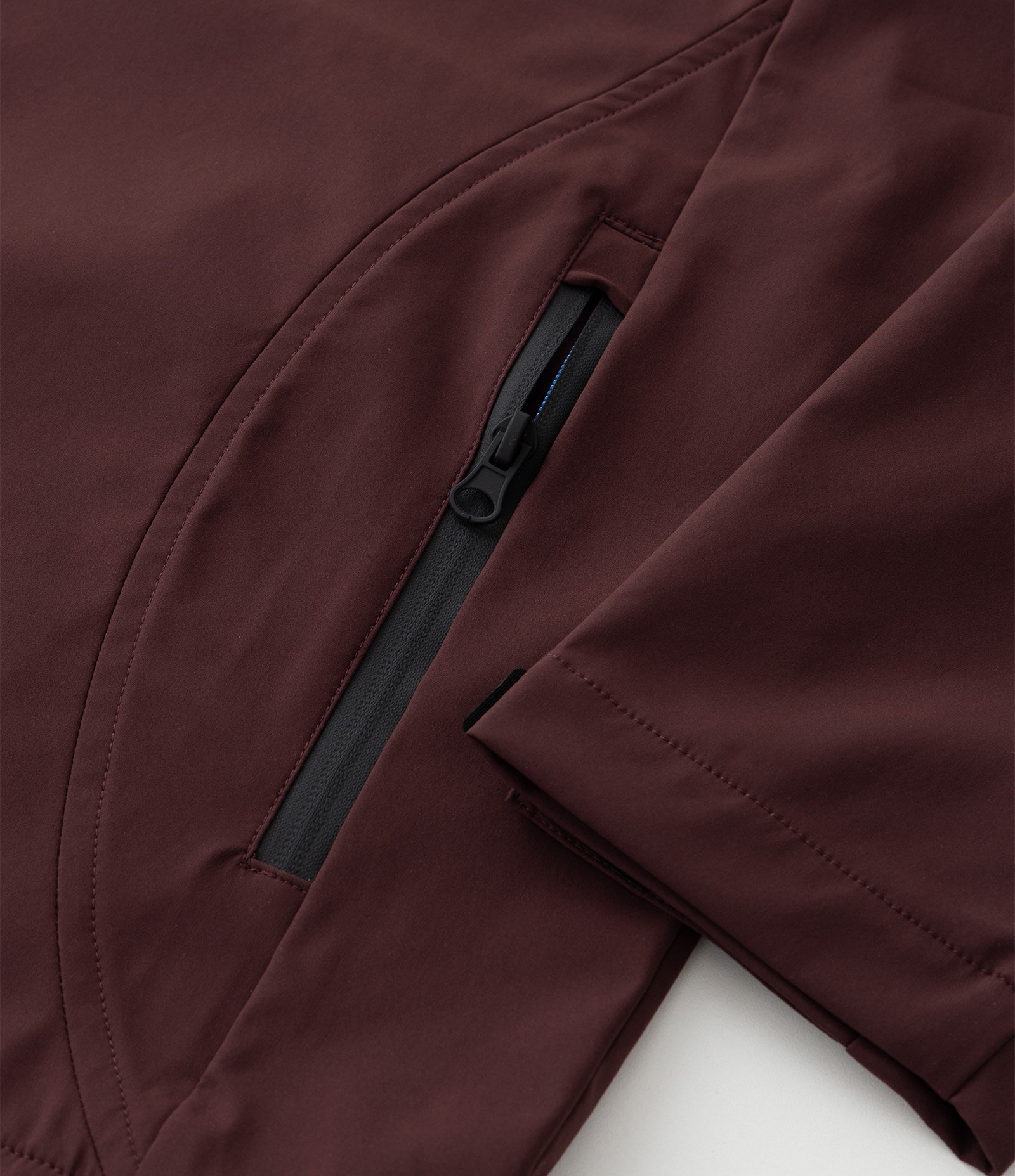 Jaqueta Esportiva Tecnológica Resistente à Água com Capuz Bordô 12