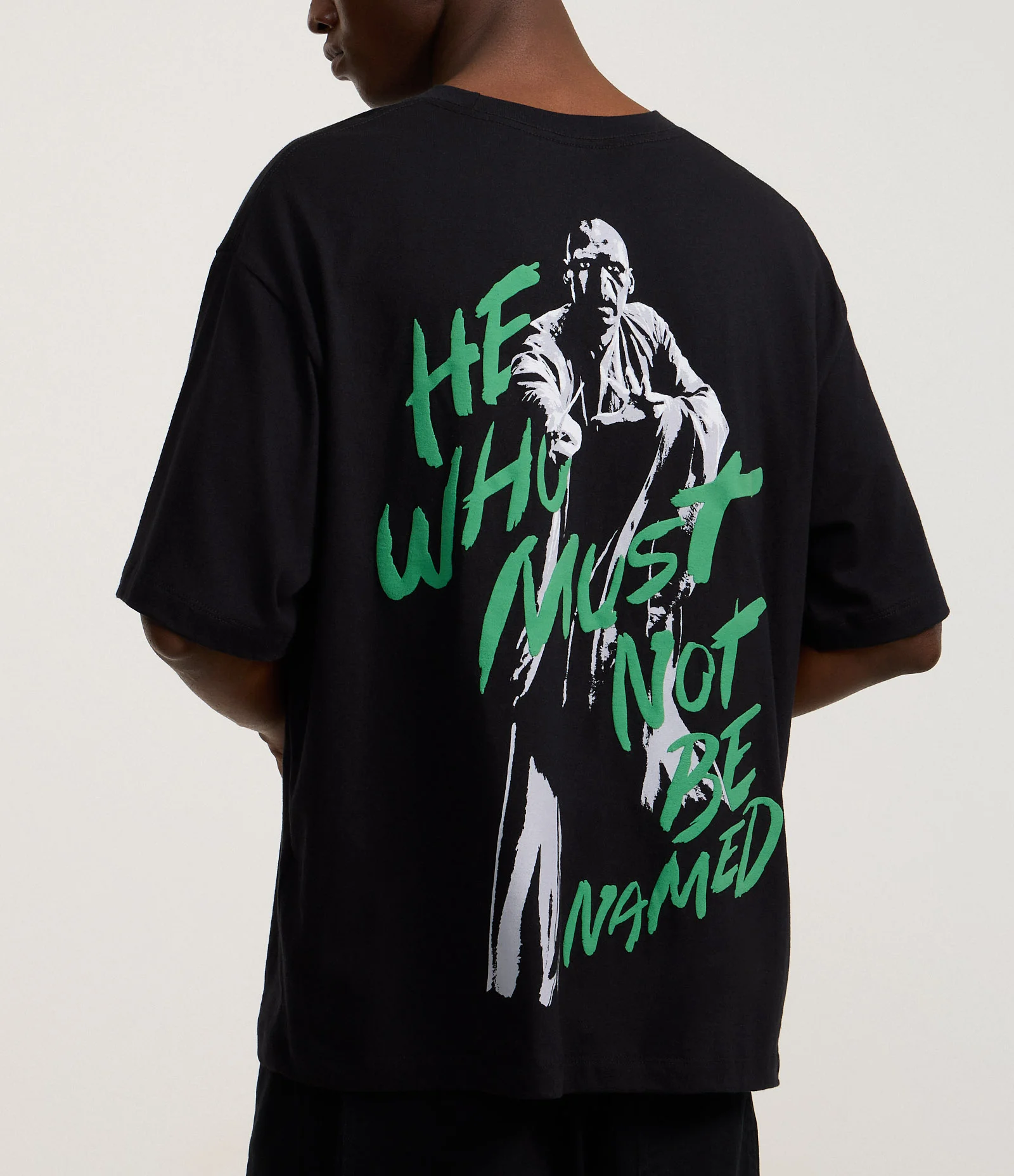 Camiseta em Algodão com Estampa Frente e Costas Voldemort Preto 1