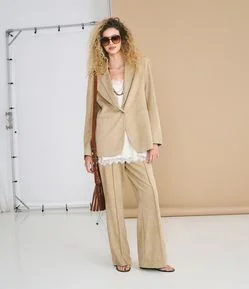 Calça Flare em Suede com Recorte Central