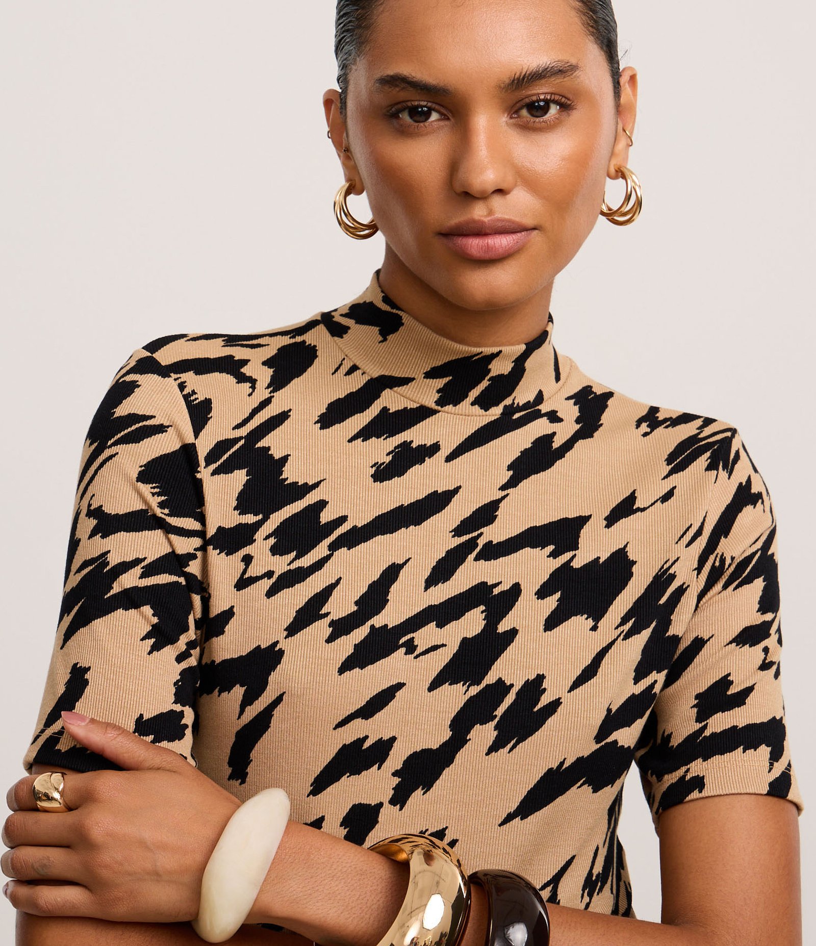 Blusa Canelada em Ribana com Estampa Tigre Marrom/Preto 1