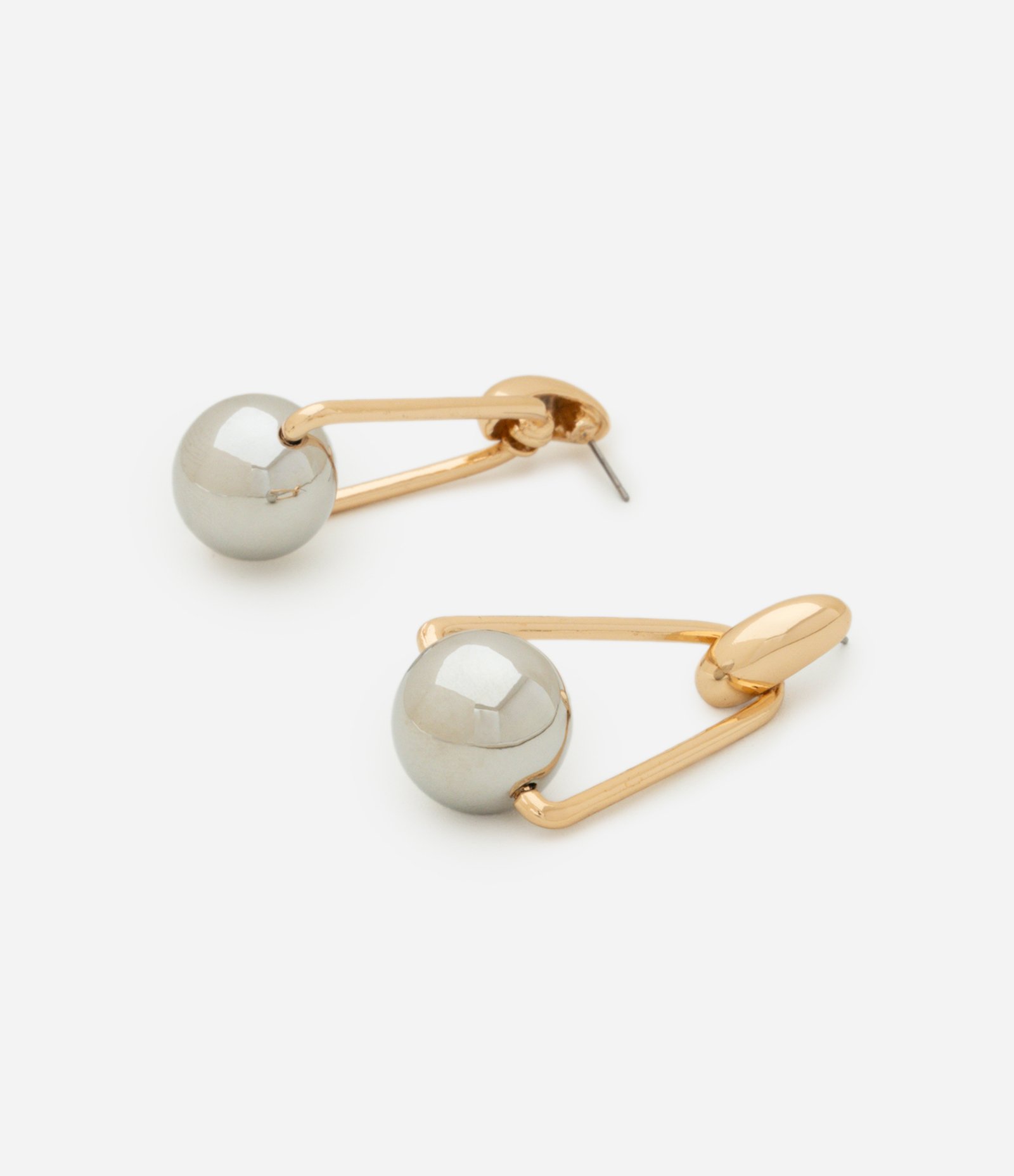 Brinco Médio com Pingente de Esfera Bicolor Dourado/Prata 2