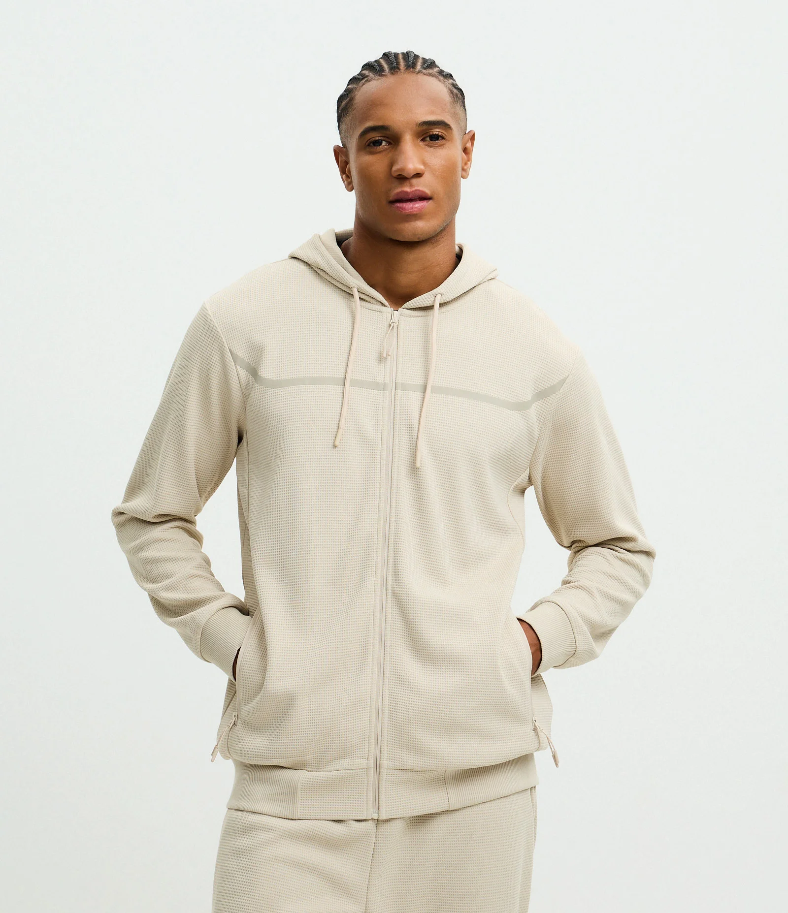 Casaco Esportivo Texturizado com Listra Refletiva e Gola com Capuz Bege 1