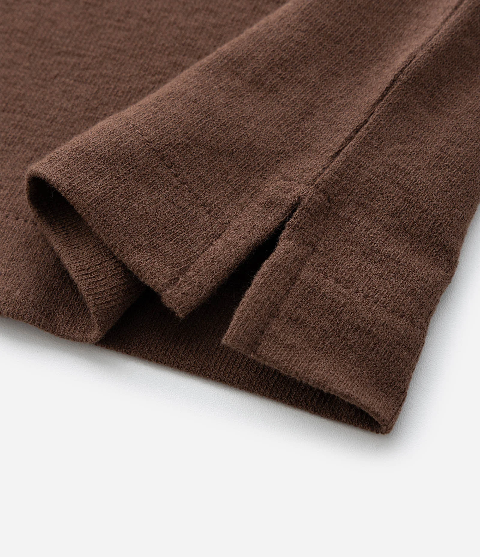 Camiseta Infantil Regular com Estampa de Listras e Bolsinho - Tam 5 a 14 Anos Marrom 4