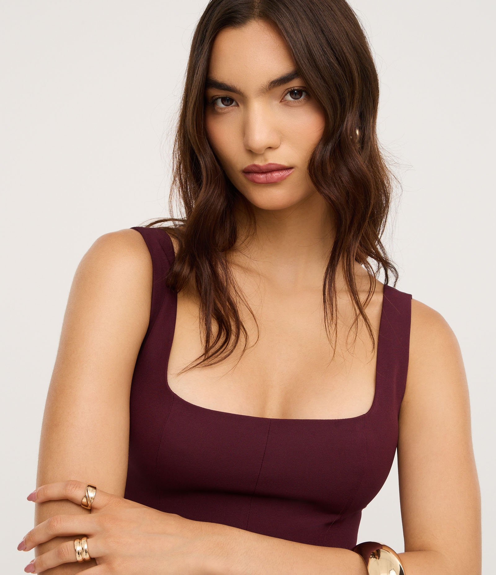 Blusa Alfaiatada com Decote Quadrado e Barra Estruturada Vinho 3