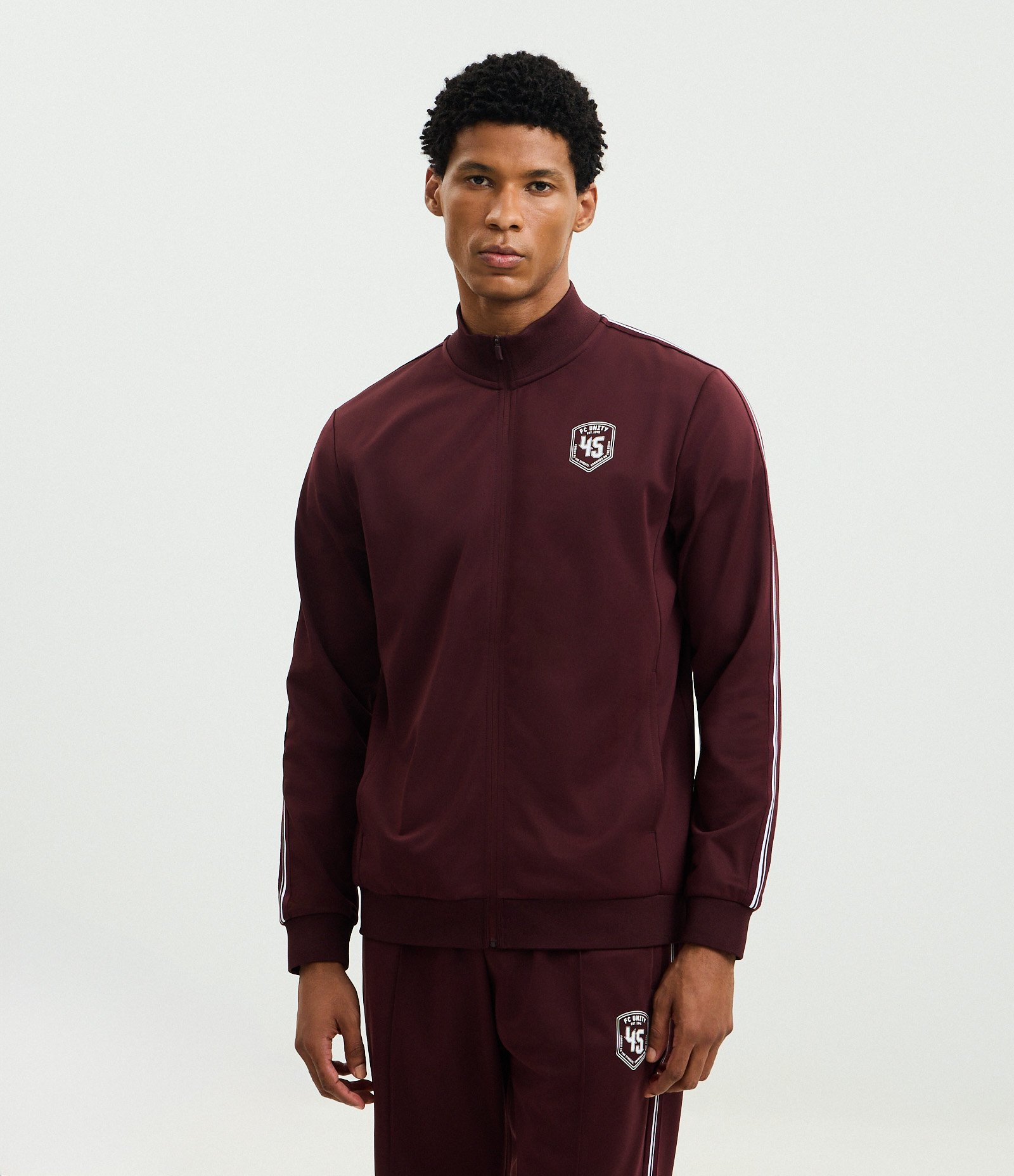 Casaco em Helanca Esportivo com Listras nos Ombros Bordô 1