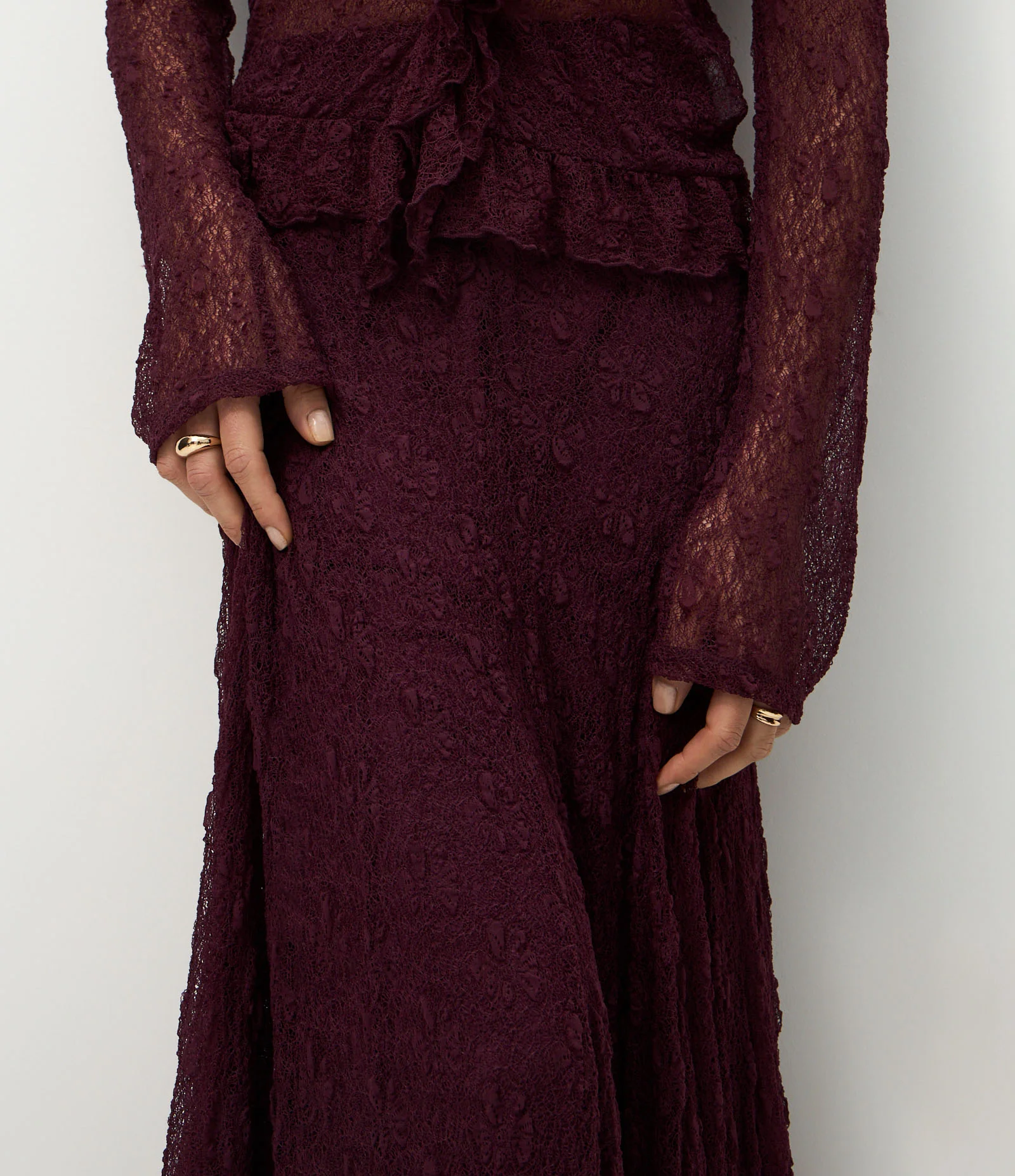 Saia New Midi em Renda Floral Vermelho 4