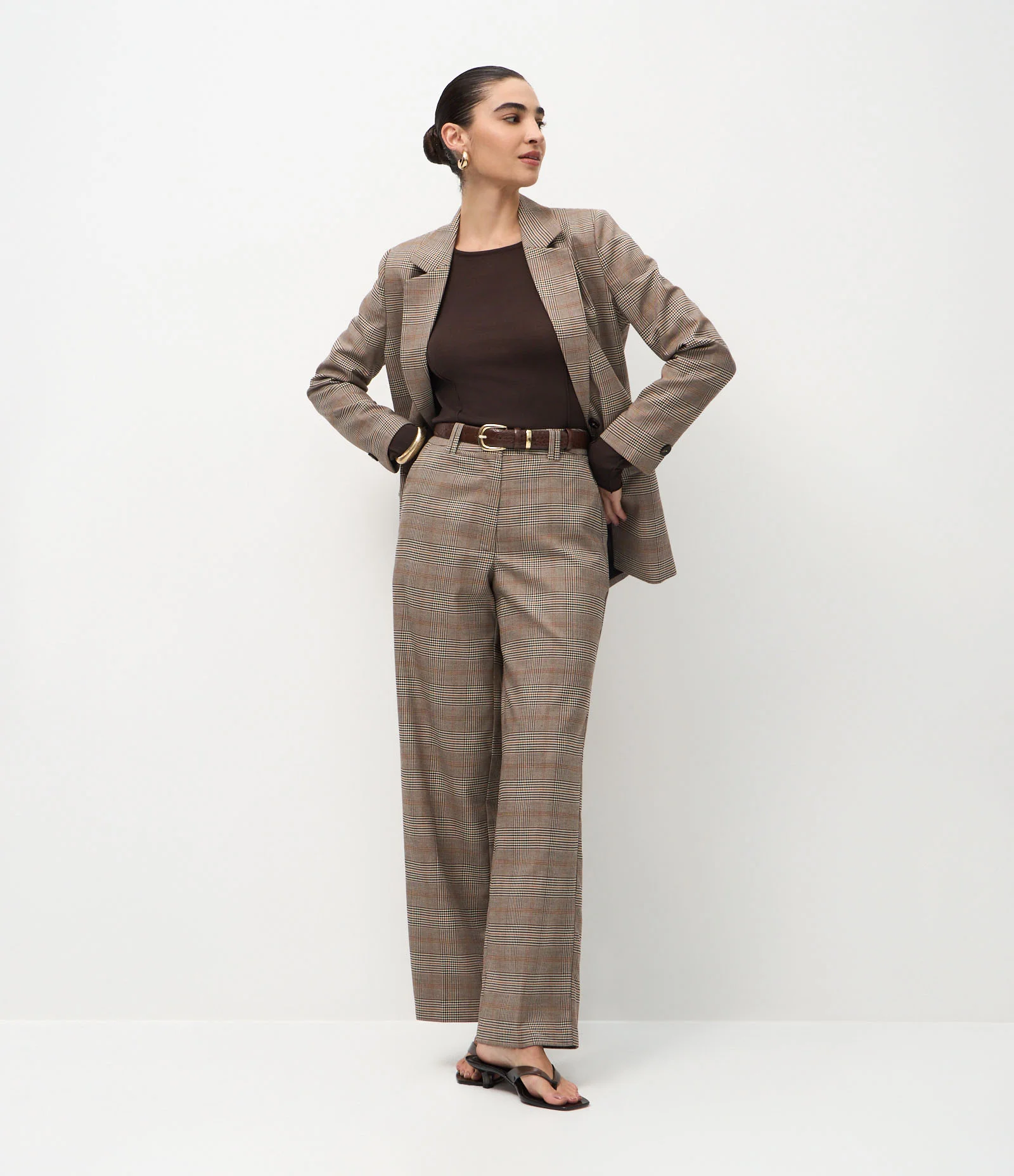 Calça Wide Leg em Alfaiataria com Estampa Xadrez Cinza 1