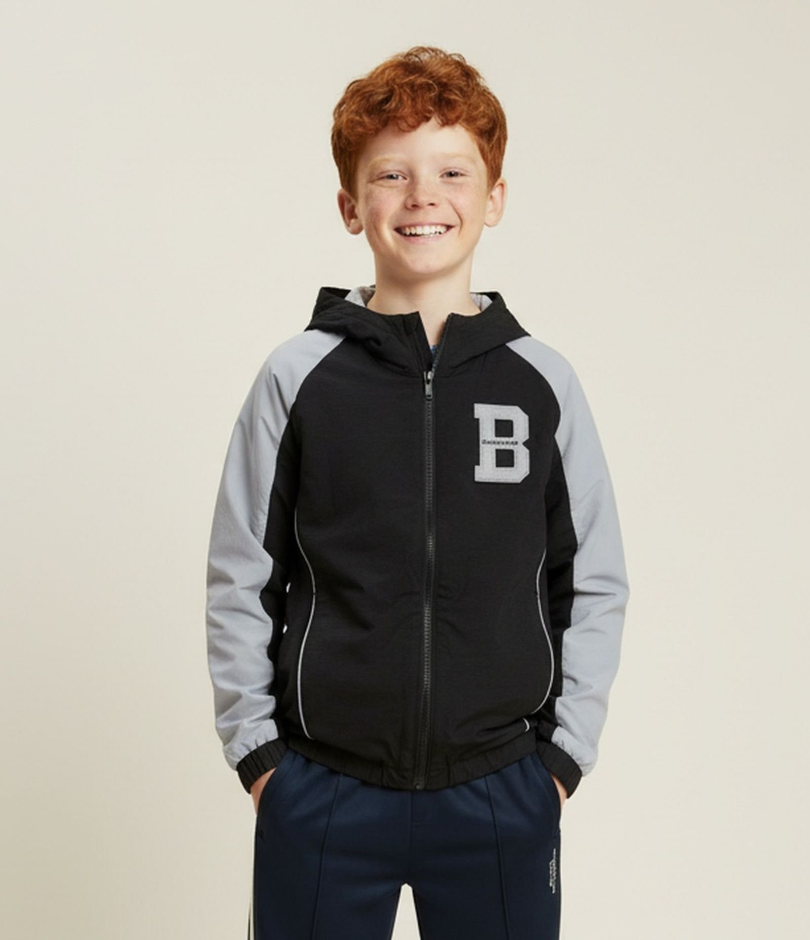 Jaqueta Infantil em Microfibra com Recortes - Tam 5 a 14 Preto 1