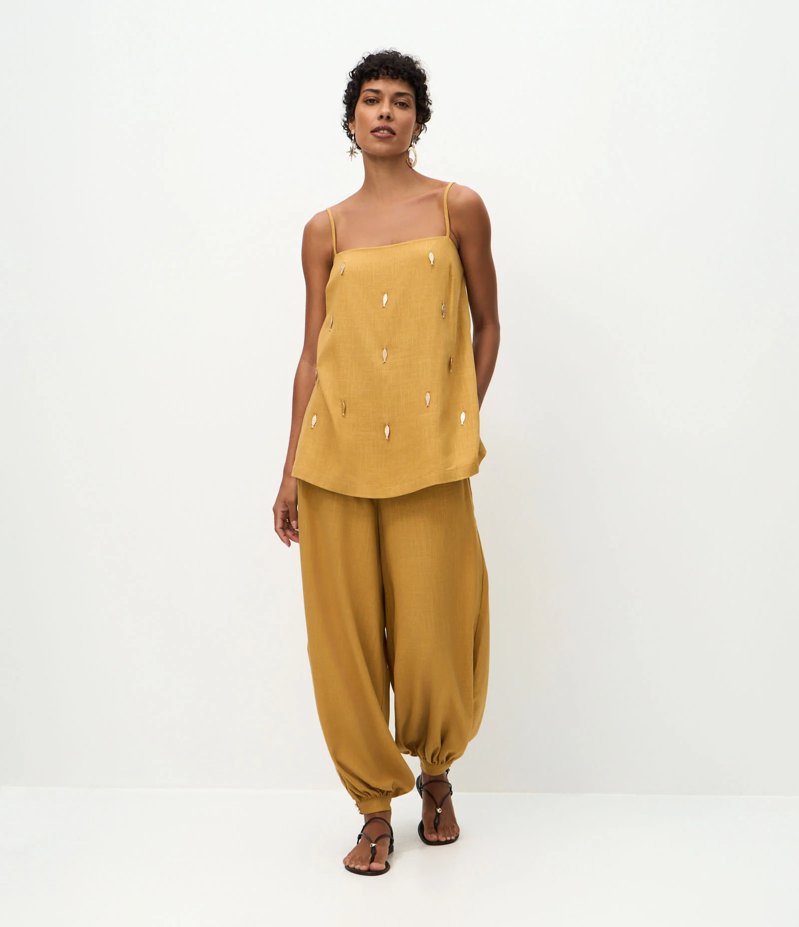 Calça Alladin em Viscolinho com Cós Elástico Amarelo 1