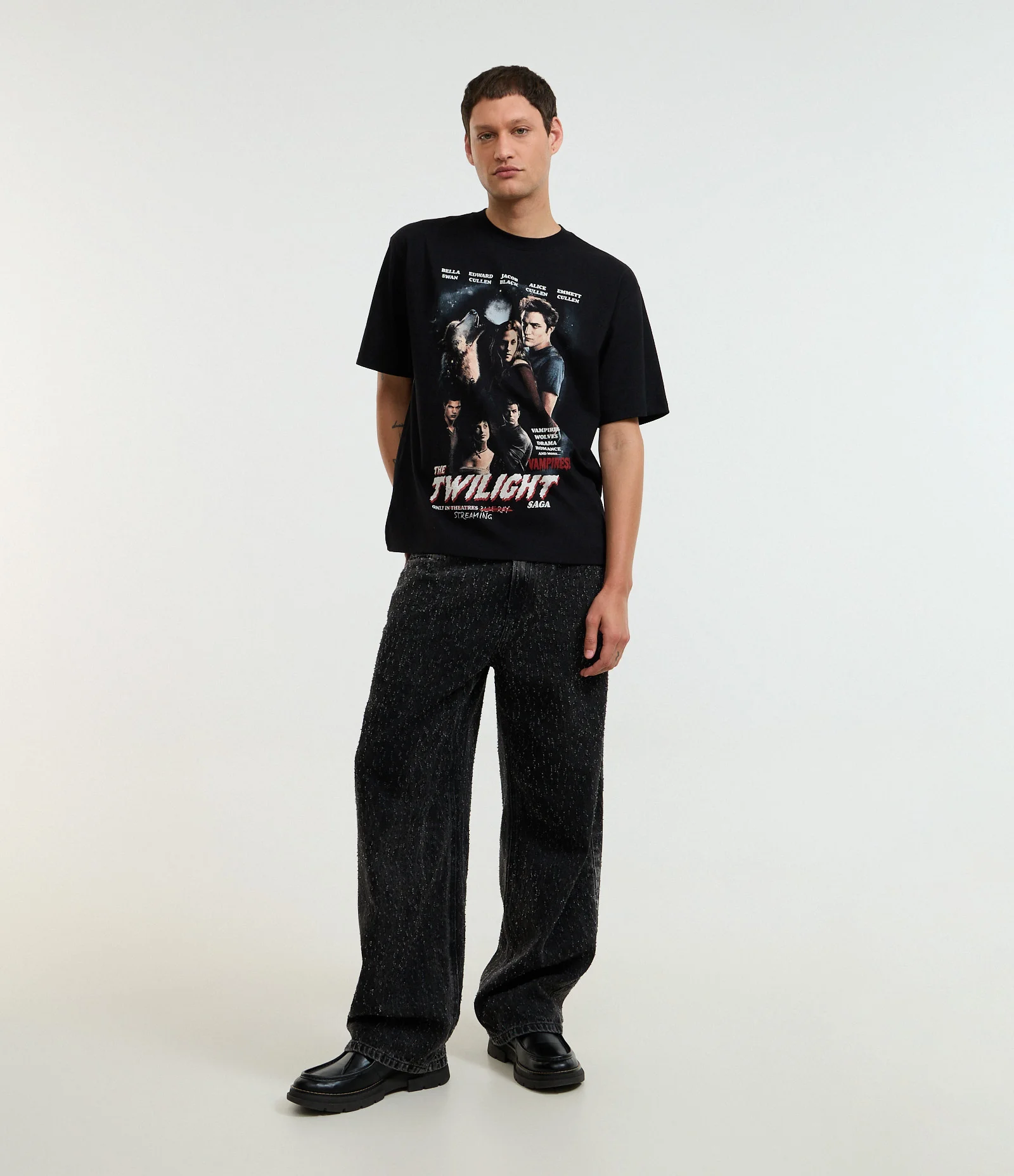 Camiseta Boxy em Algodão com Estampa Crepúsculo Preto 2