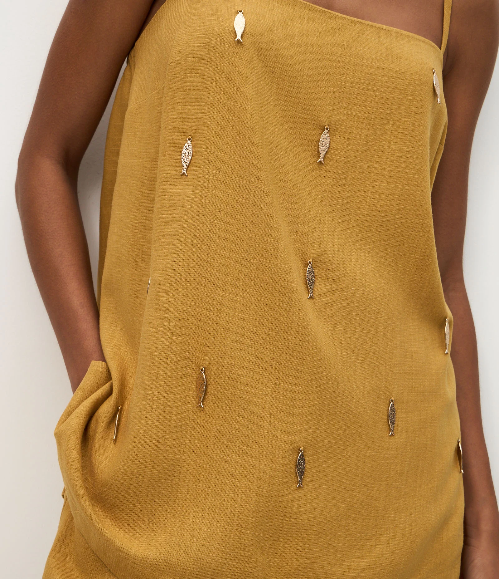 Blusa Alongada em Viscolinho com Pingentes de Peixes Amarelo 3