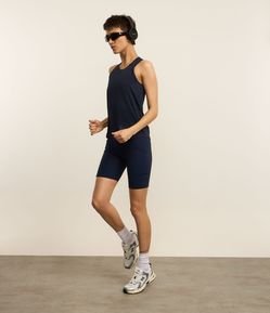 Bermuda Esportiva em Poliamida com Cós Largo