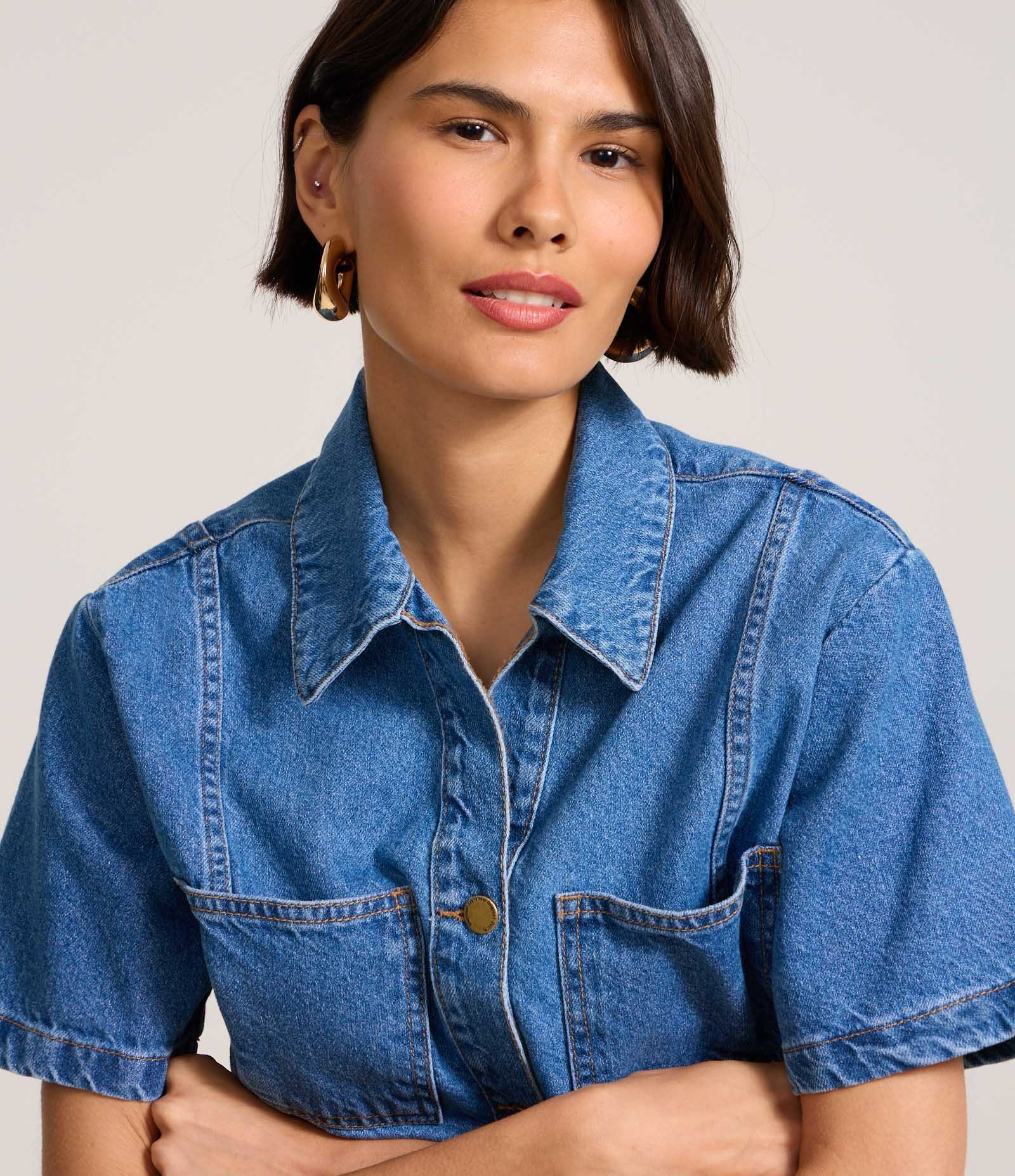 Camisa Cropped em Jeans com Recortes Azul 3