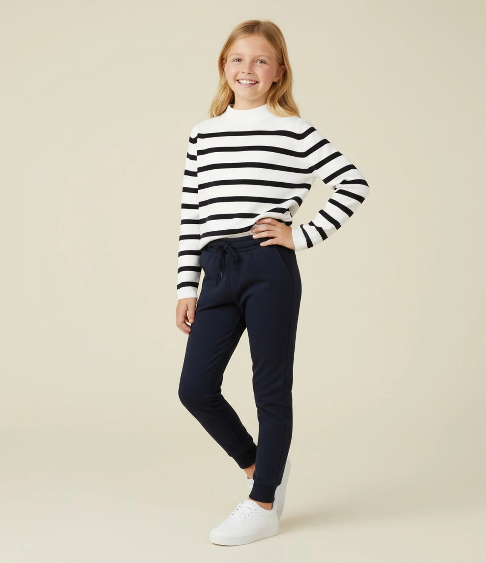 Calça Jogger Infantil em Moletom Quentinho - Tam 5 a 14 Anos Azul Escuro 1