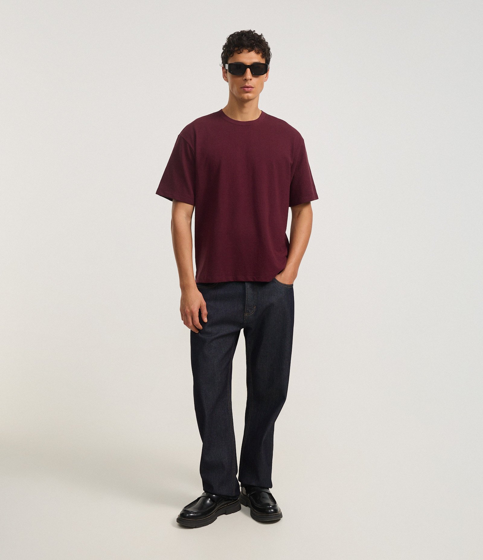 Camiseta Boxy em Algodão Texturizada Vinho 2