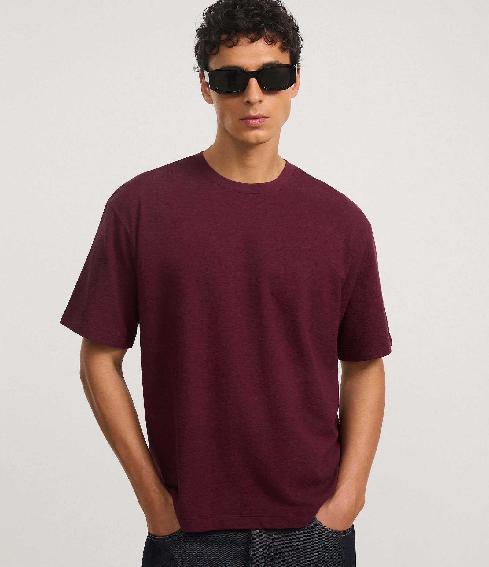Camiseta Boxy em Algodão Texturizada Vinho 3