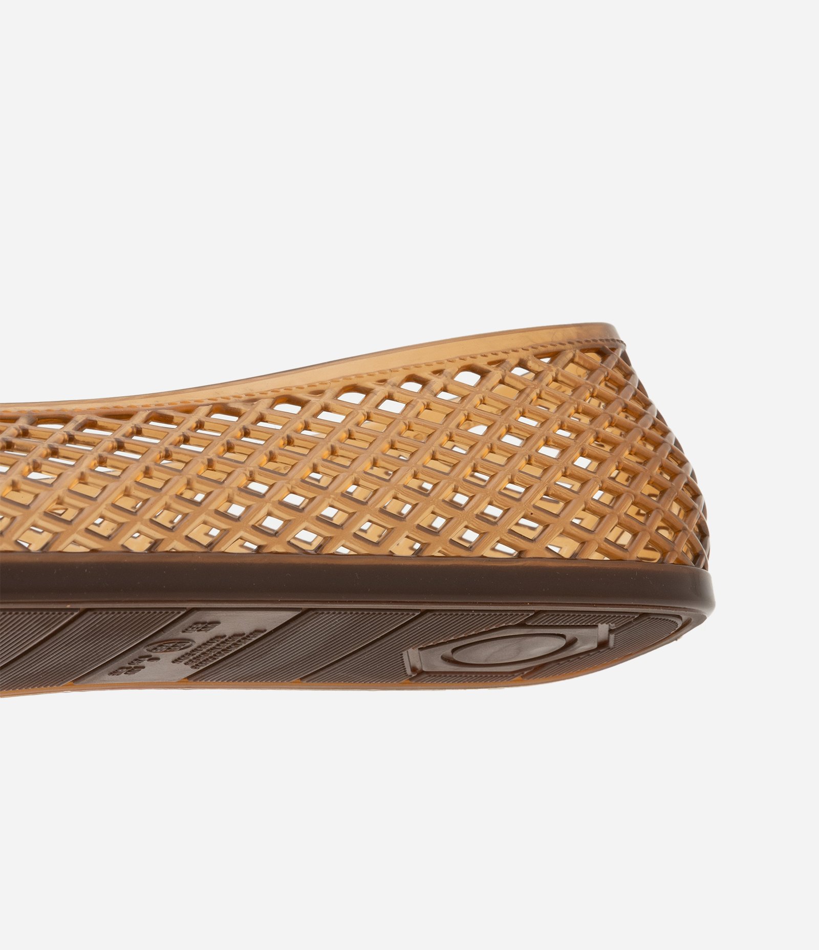 Sapatilha em Jelly com Furinhos Marrom 4