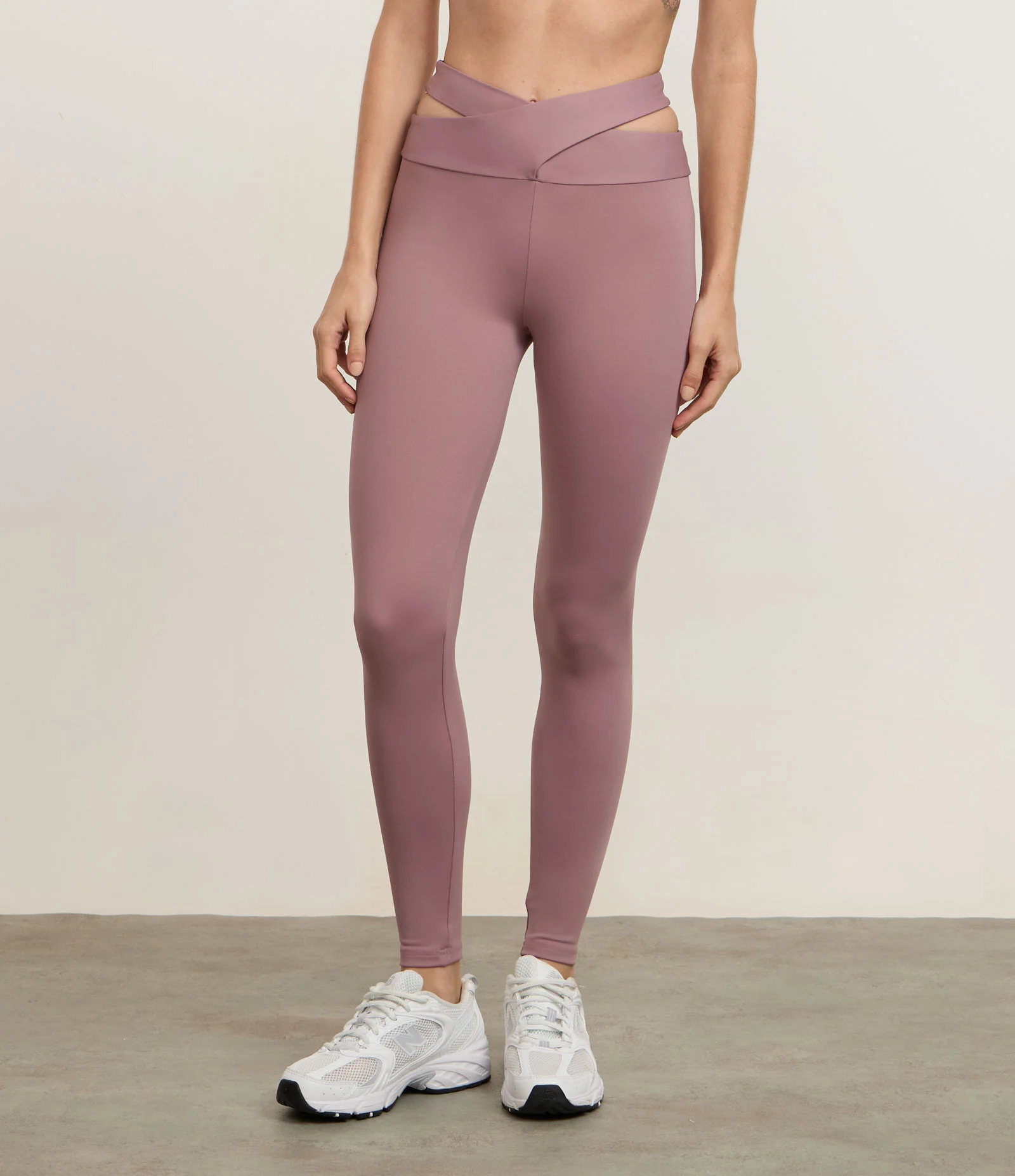 Calça Legging Esportiva em Microfibra com Cós Transpassado Roxo 2