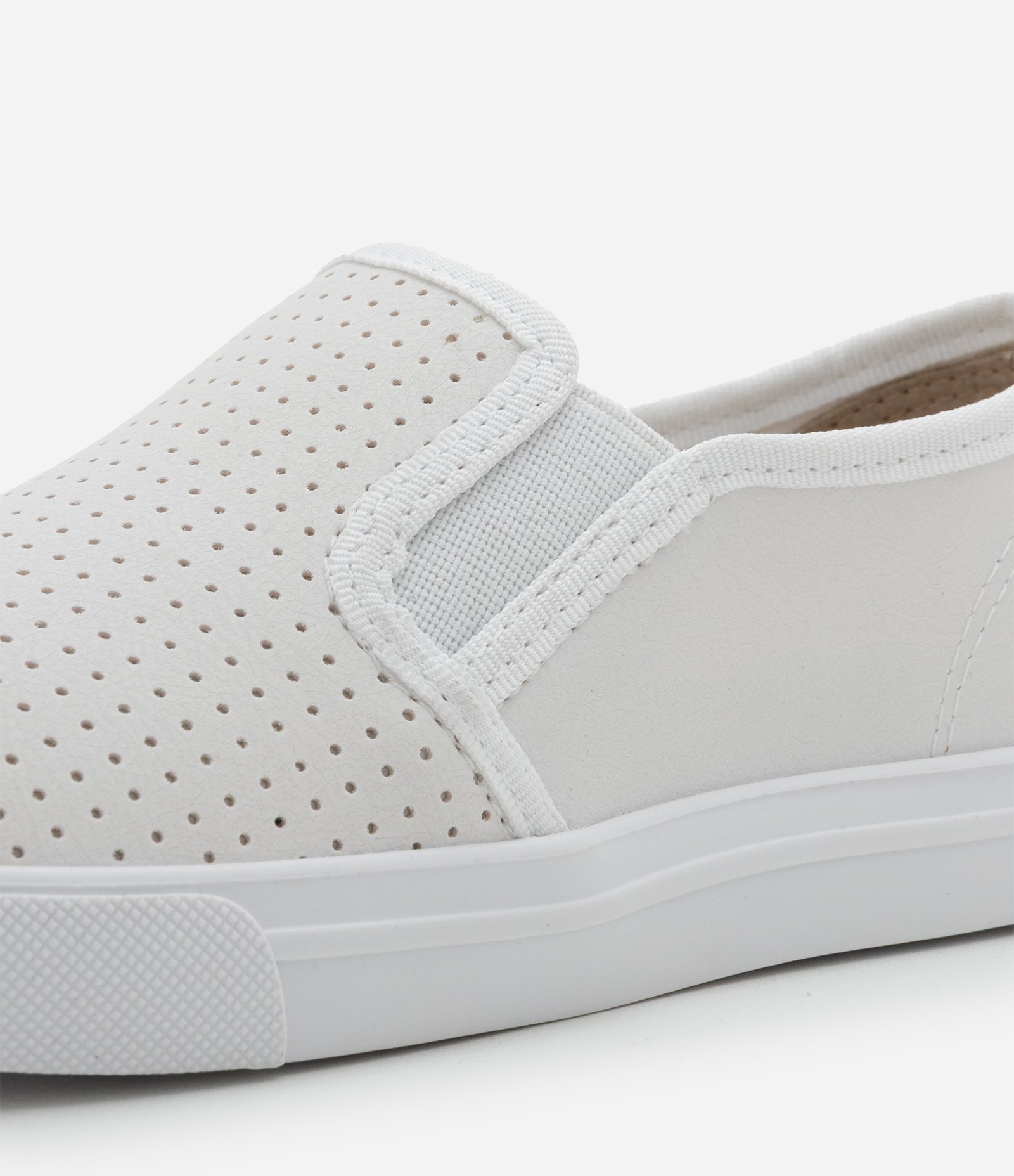 Tênis Infantil Slip On com Furinhos - Tam 27 ao 34 Branco 2