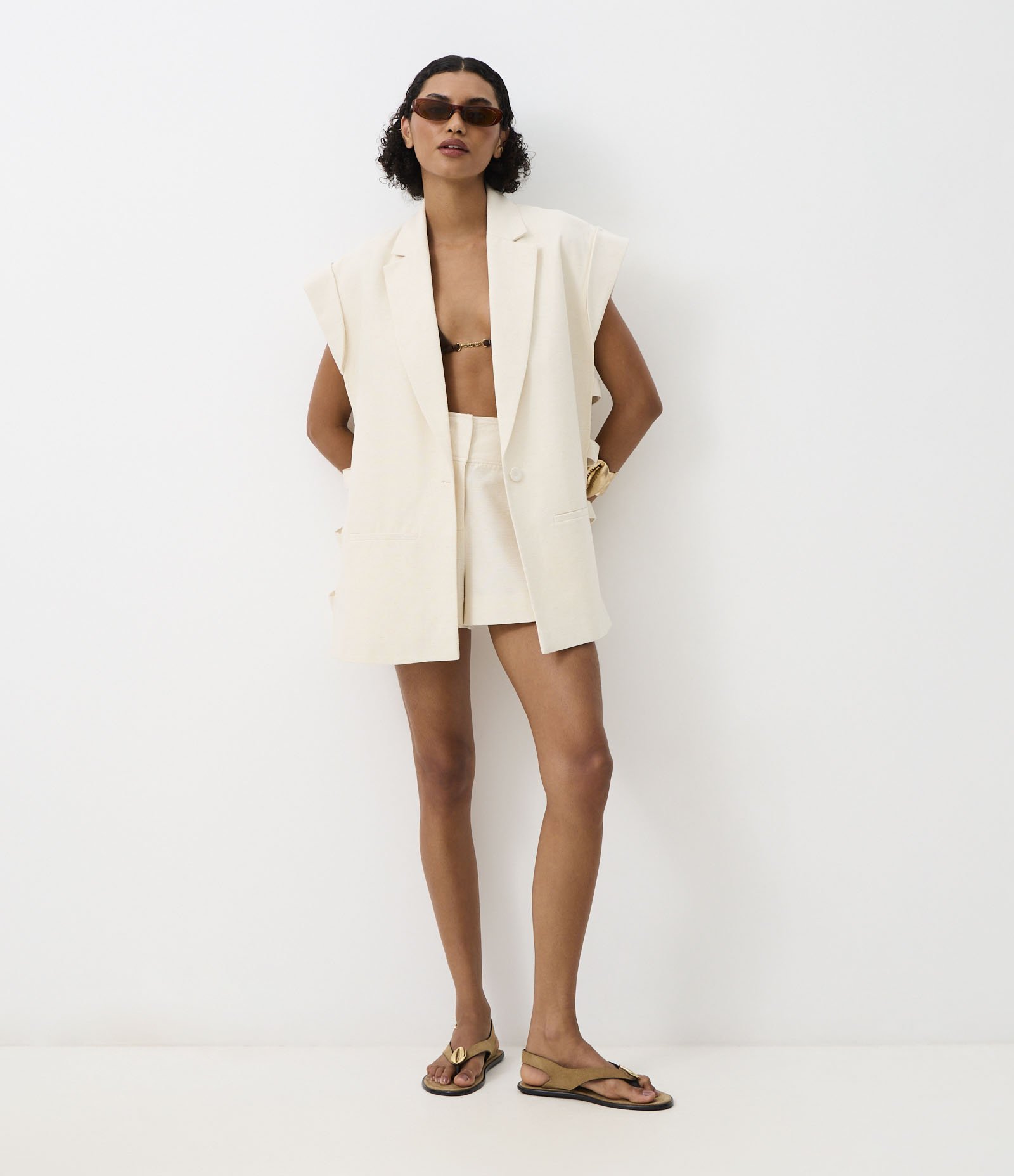 Colete em Algodão com Linho com Tiras na Lateral Aberta Off White 3