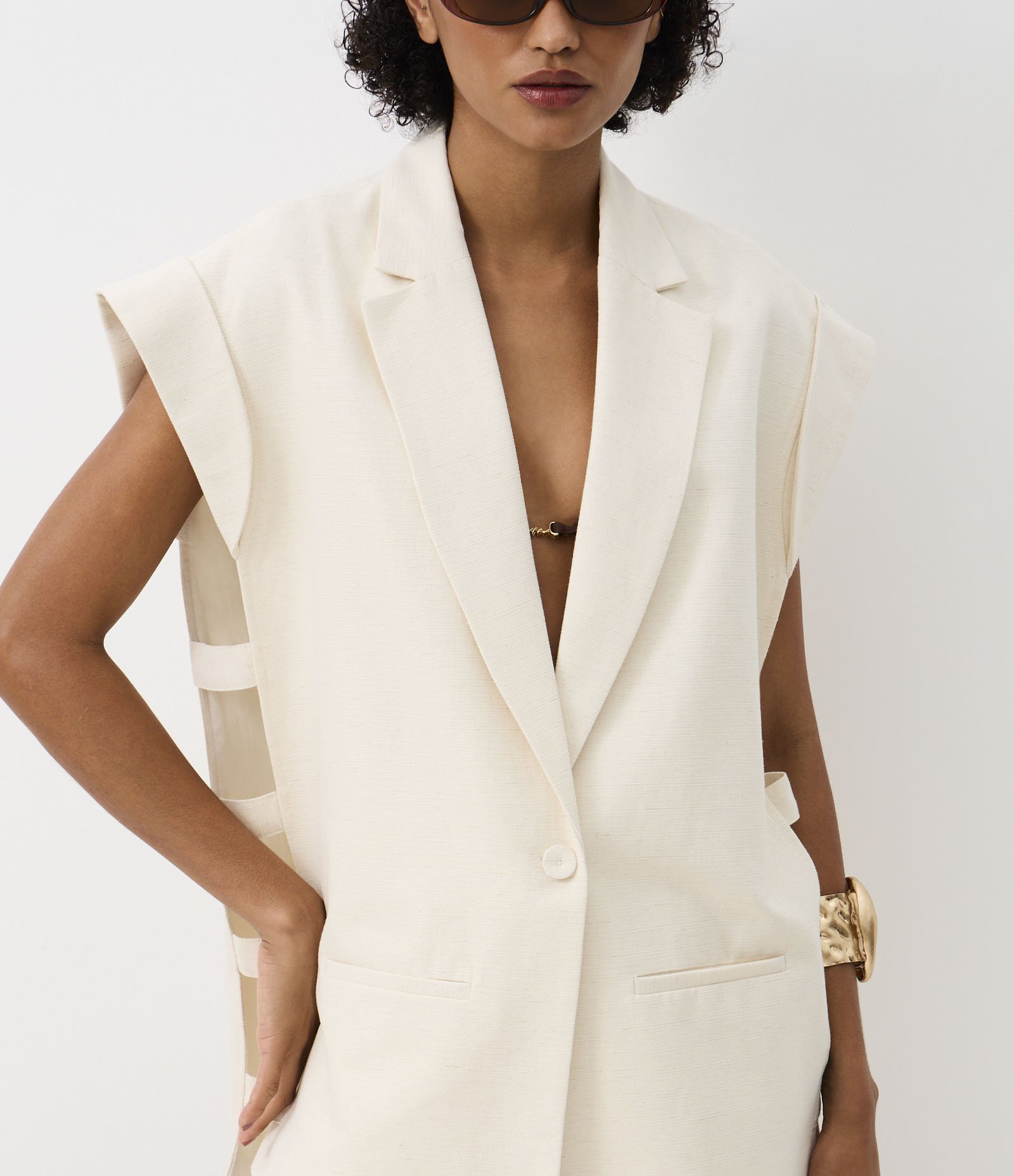 Colete em Algodão com Linho com Tiras na Lateral Aberta Off White 4