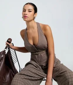 Colete em Alfaiataria Frente Única com Cinto