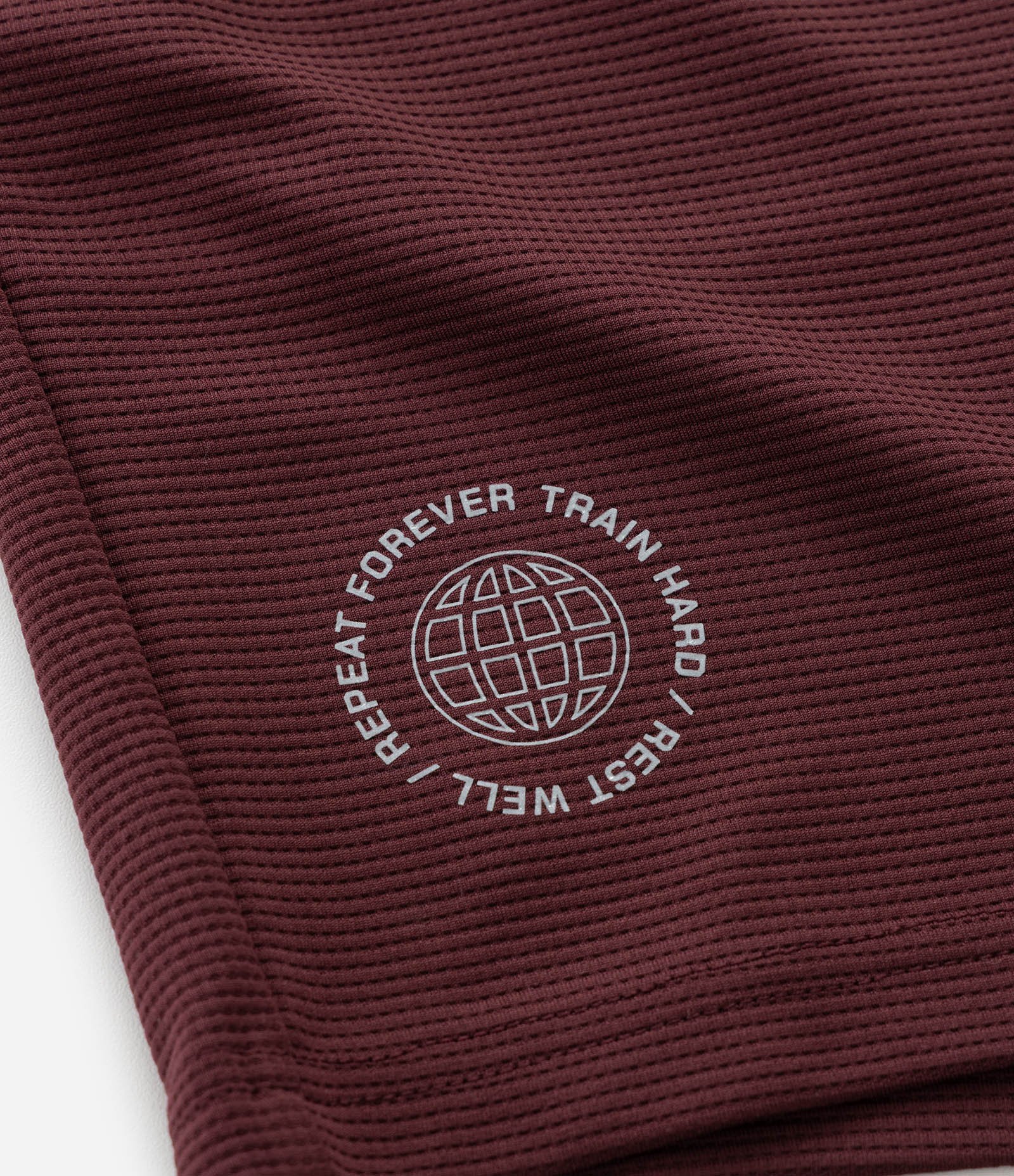 Bermuda Esportiva em Microfibra Texturizado com Estampa Localizada Bodõ 7