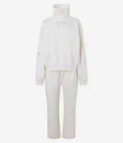 Pijama Longo em Moletom com Bordado de Laços