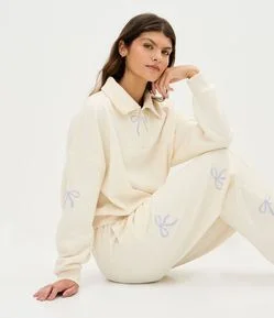 Pijama Longo em Moletom com Bordado de Laços