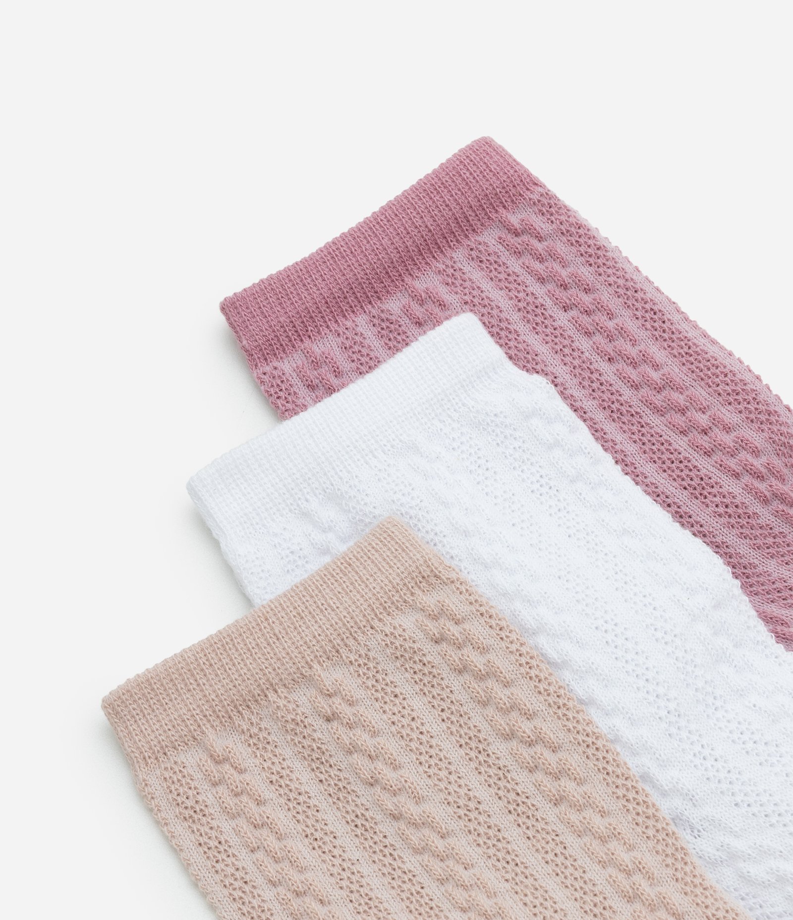 Kit 03 Meias Cano Médio em Algodão Texturizado Rosa/Branco/Rose 4
