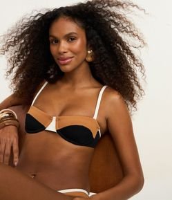 Biquíni Top Meia Taça em Microfibra Texturizada Bloco de Cor