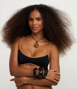 Biquini Top Camisetinha em Microfibra Texturizada com Viés Contrastante