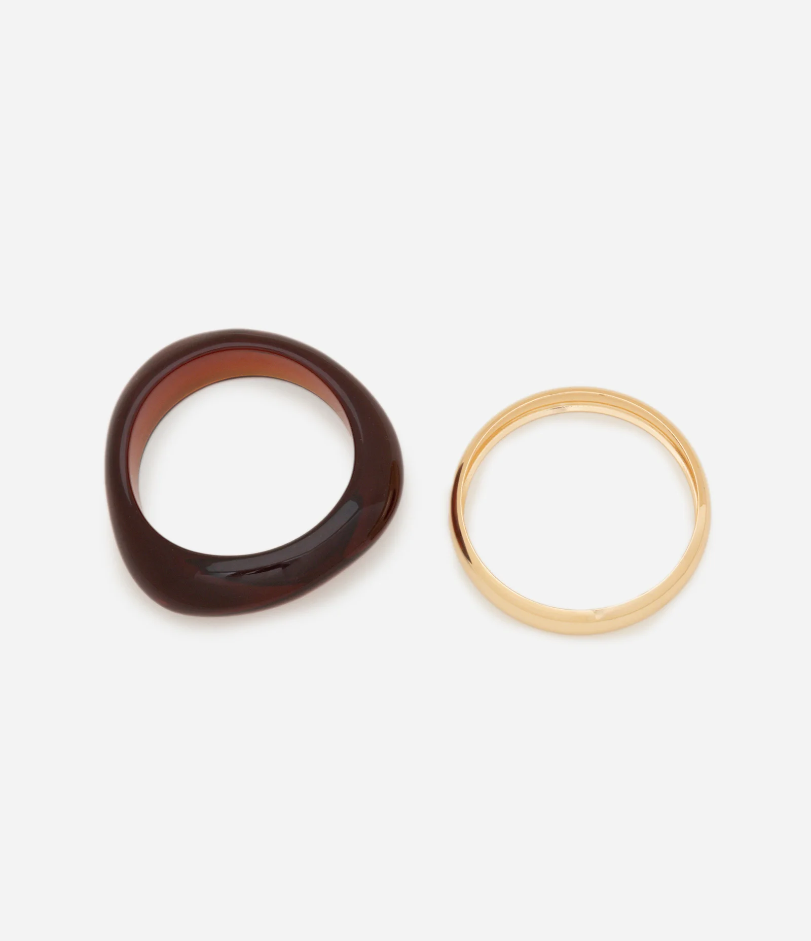 Kit 02 Braceletes Rígidos em Resina Âmbar e Metal Dourado Marrom/Dourado 1