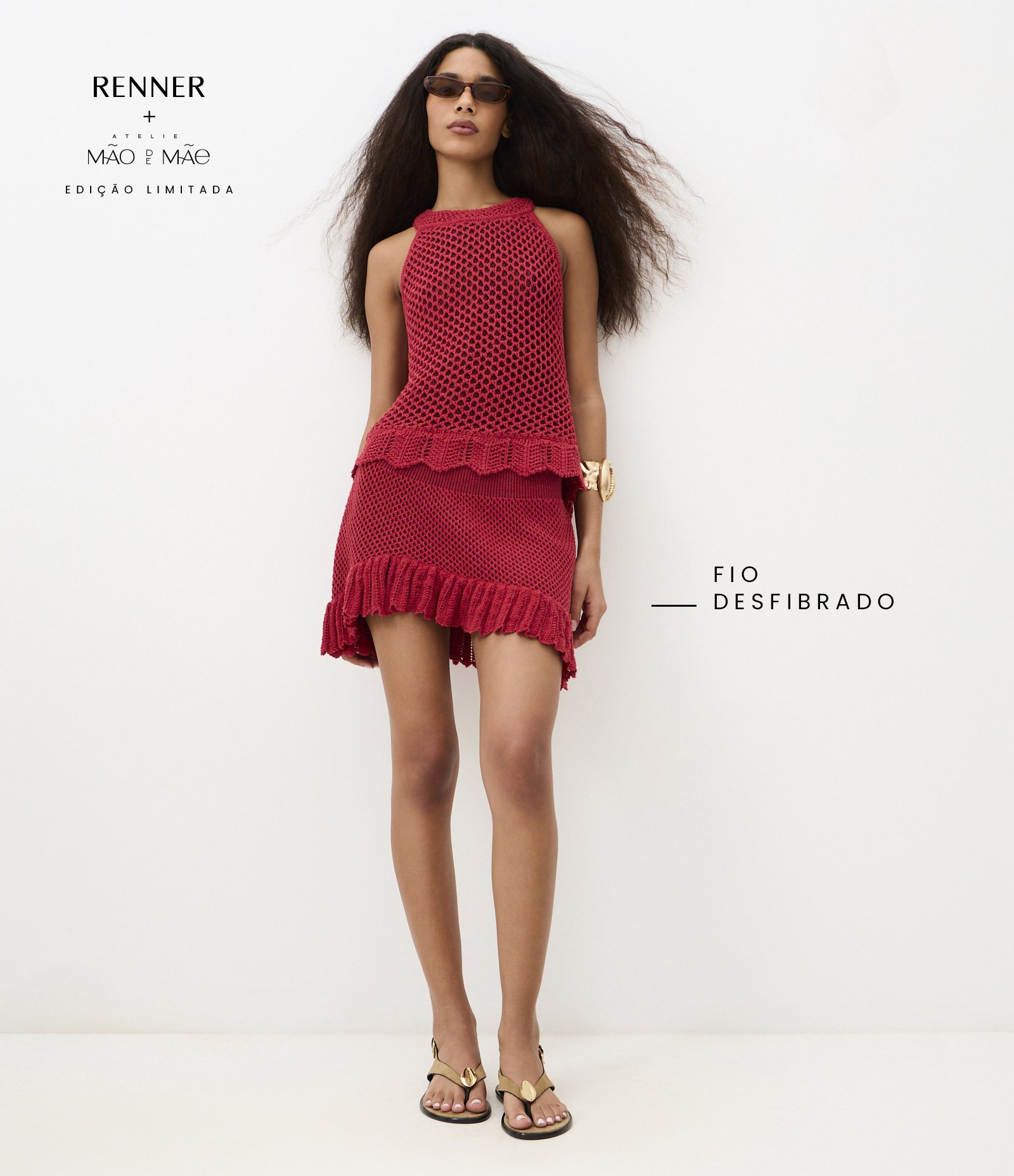 Saia Curta em Tricô com Ponto Vazado e Barra Franzida Vermelho 1