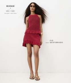 Saia Curta em Tricô com Ponto Vazado e Barra Franzida