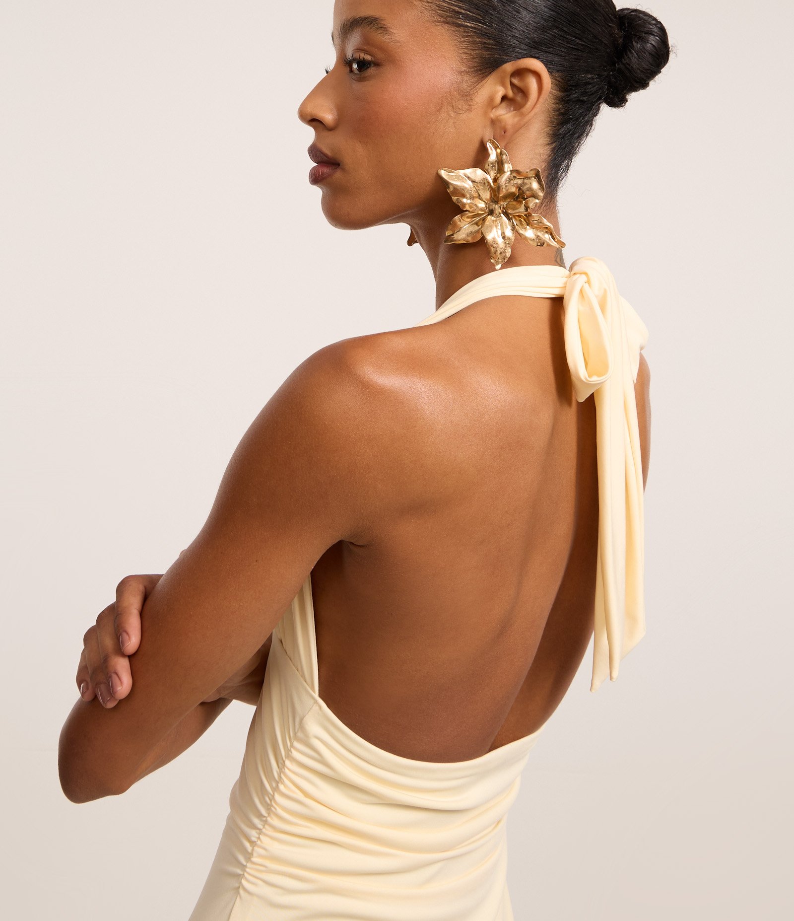 Vestido Frente Única com Amarração Amarelo 4