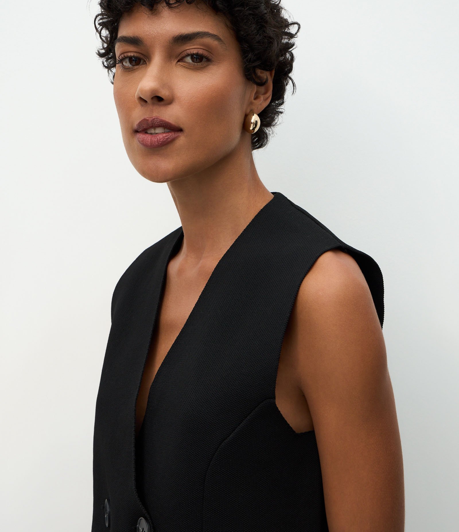 Colete Alongado em Tricô com Abotoamento Transpassado Preto 3