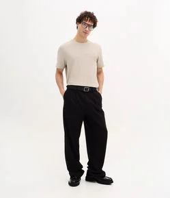 Calça Wide Leg Alfaiatada com Bolso e Friso