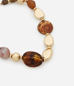 Colar Maxi Assimétrico com Pedras Resinadas