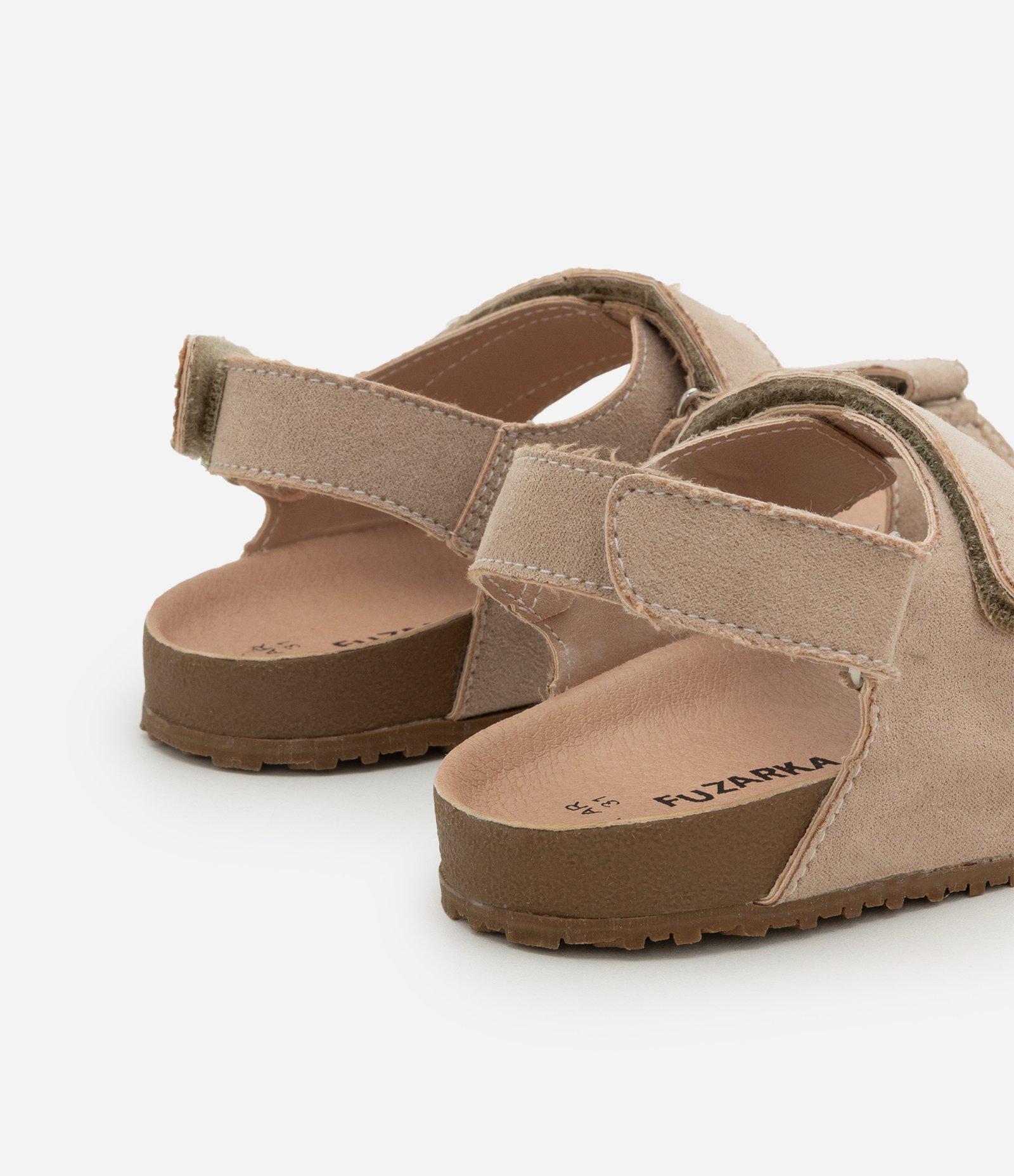 Sandália em PU Infantil com Fechamento por Velcro - Tam 28 ao 34 Bege 2