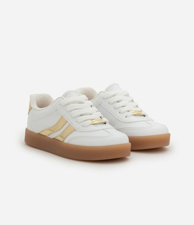 Cor: Branco | Tamanho: 33