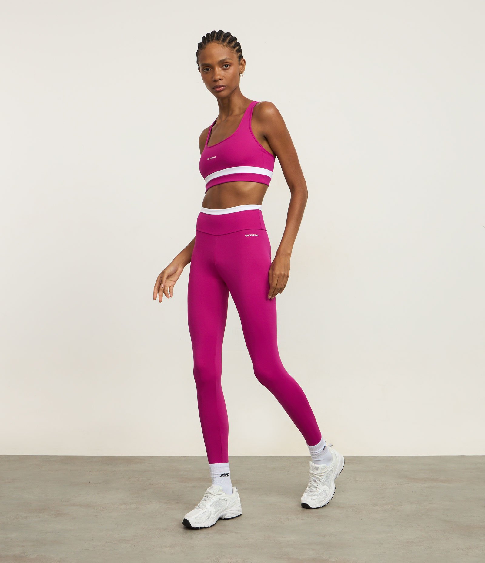 Top Nadador Esportivo em Microfibra com Barra Contrastante e Lettering Roxo 2