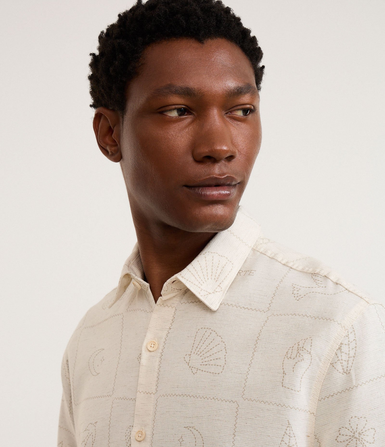 Camisa Regular em Algodão com Bordado Floral Branco 5