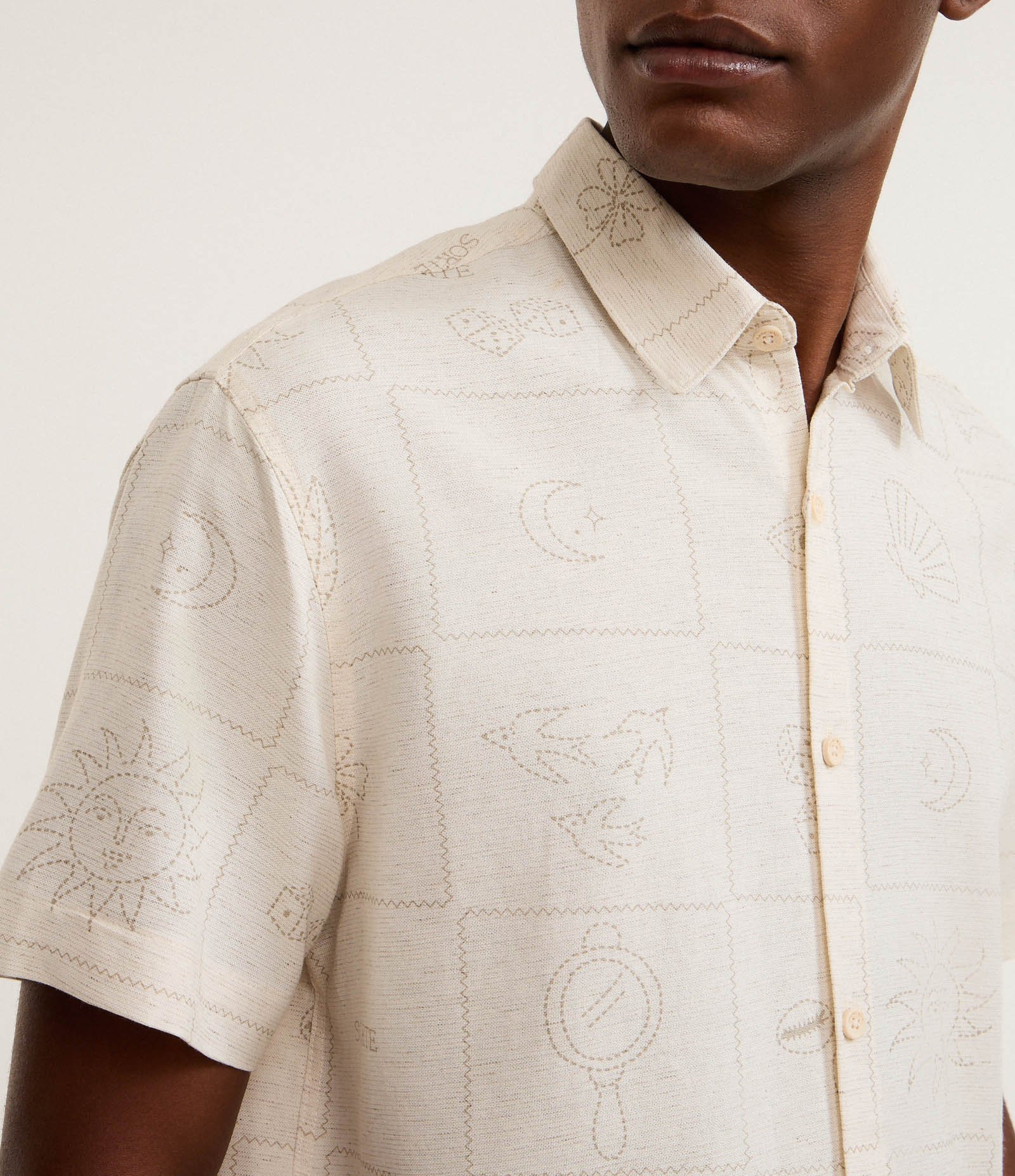 Camisa Regular em Algodão com Bordado Floral Branco 7