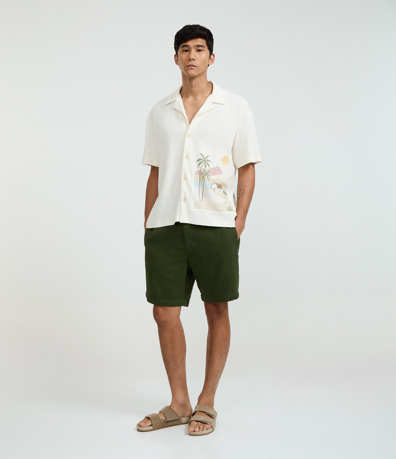 Camisa Boxy em Tricoline com Estampa Praia Tropical Branco 2
