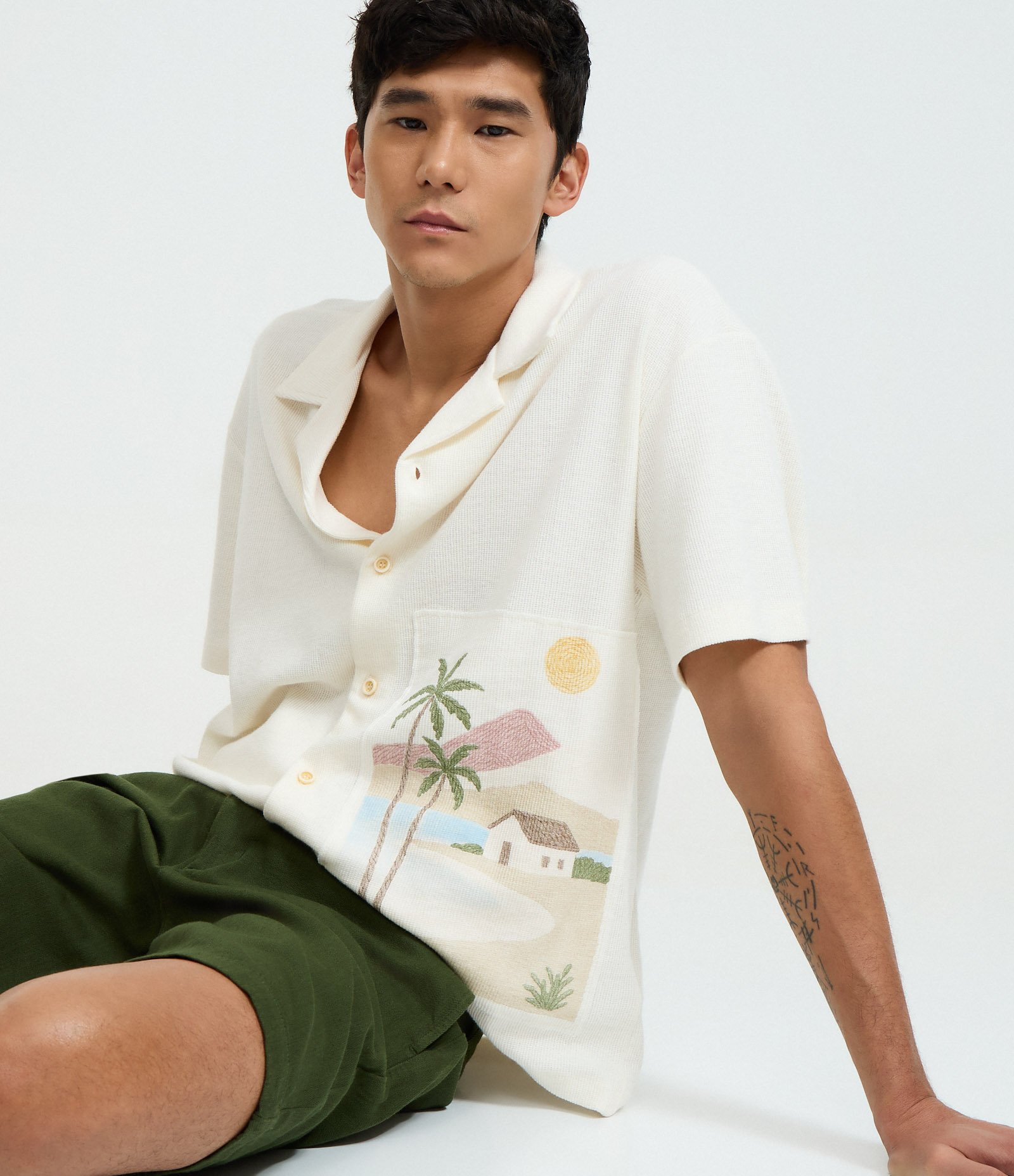 Camisa Boxy em Tricoline com Estampa Praia Tropical Branco 3